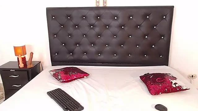 ladyblush live cam on Stripchat