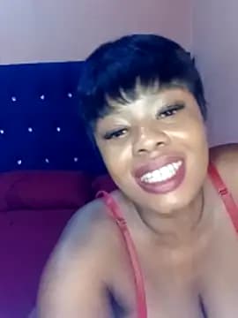 Luciouslips00 live cam