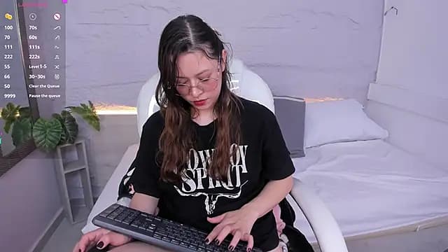 lanna_18_ live cam