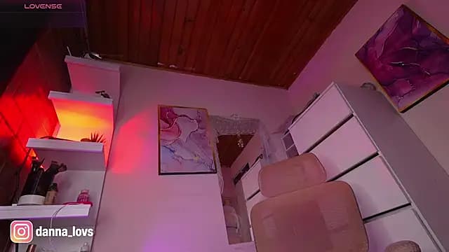Dannaa_Lovs live cam