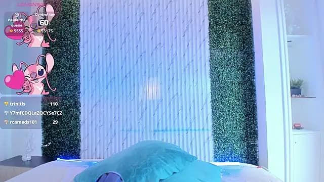 Caroline_Millerr live cam
