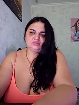 -CUTE-EVVIL live cam