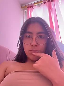 anto2327 live cam on Stripchat