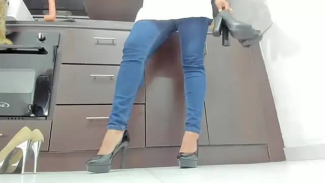 Luna_Dumont live cam