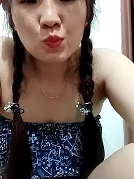 Kee2000 live cam