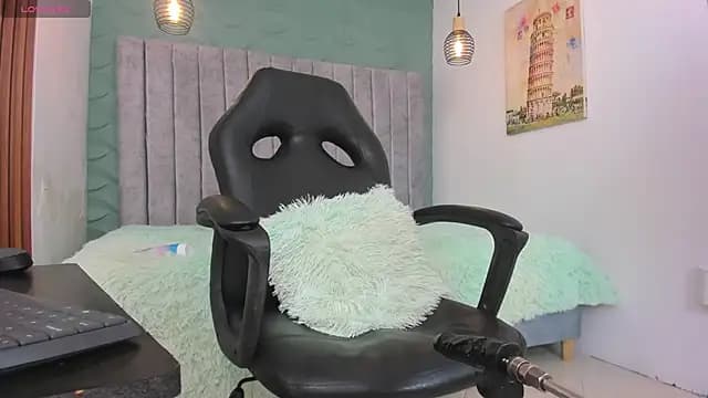 ariana_cute6 live cam