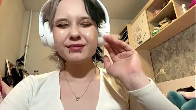 CuteLilit live cam