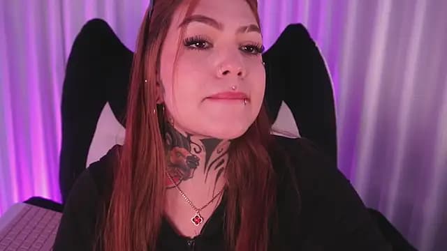 Tessa_ruxh live cam