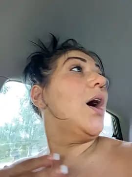 LittleMissEeve live cam