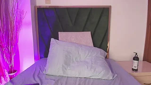 AnnSmith_ live cam on Stripchat