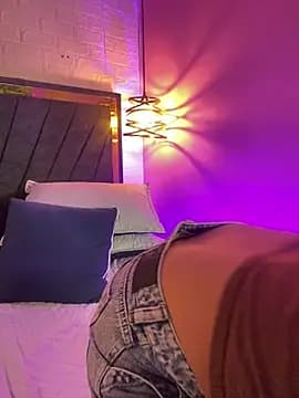 kristen_black live cam on Stripchat