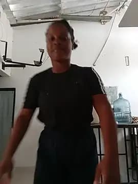 momspretty live cam