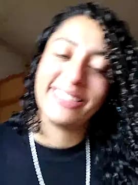 Churitos69 live cam