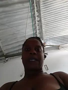 momspretty live cam