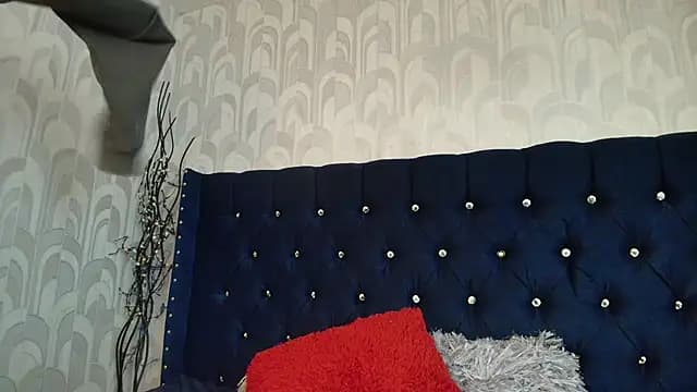 CarolineBrunx live cam