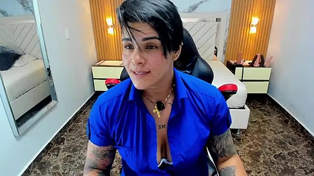 KAROLLJONES1 live cam