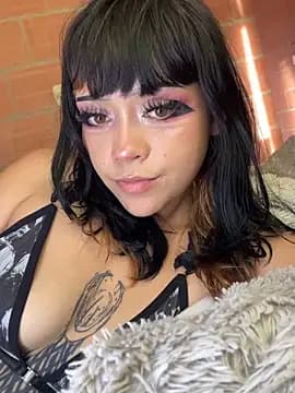Violette_Noir live cam