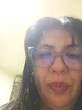 aisha_latina live cam