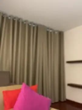 Zandrina live cam
