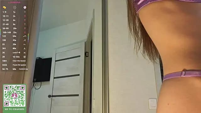 ElfredaTupy live cam