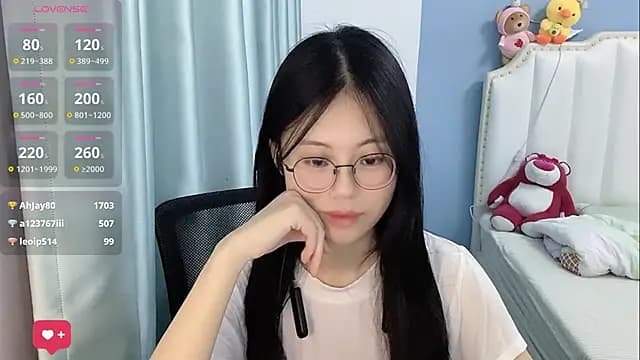 Luna-666 live cam