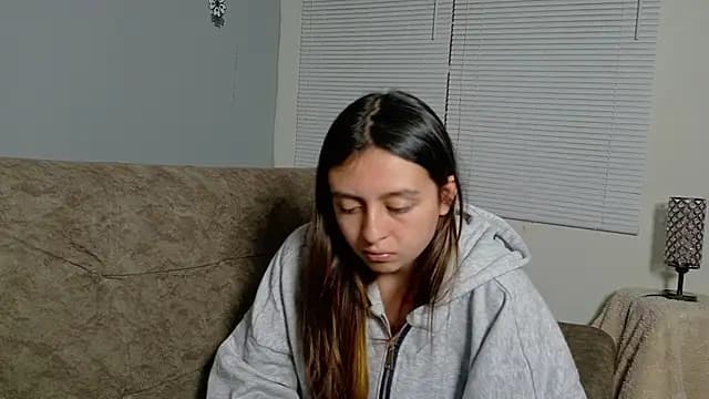 Lala_fluffy live cam