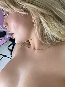 _Alicee_1 live cam