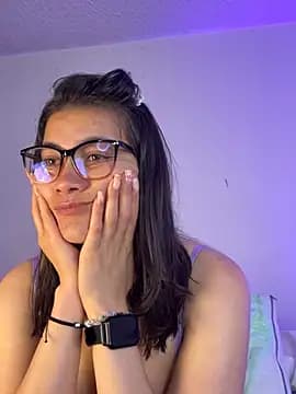 aurora_divine live cam