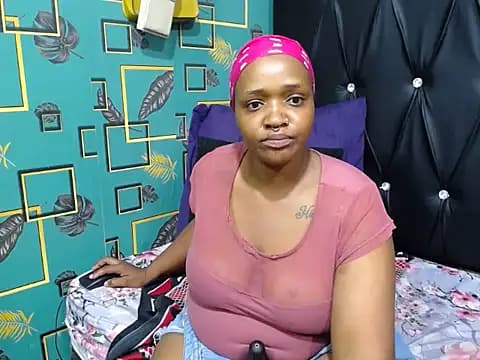 CandyBoobs69 live cam