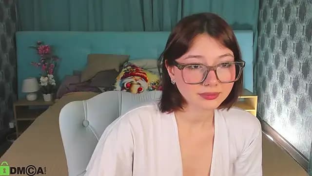 Lessi_Panic live cam
