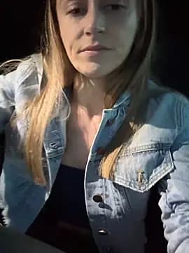 lunagirl13 live cam