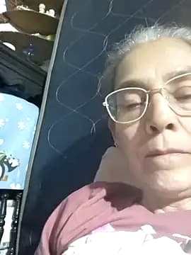 NanitaFun live cam on Stripchat
