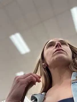 lunagirl13 live cam