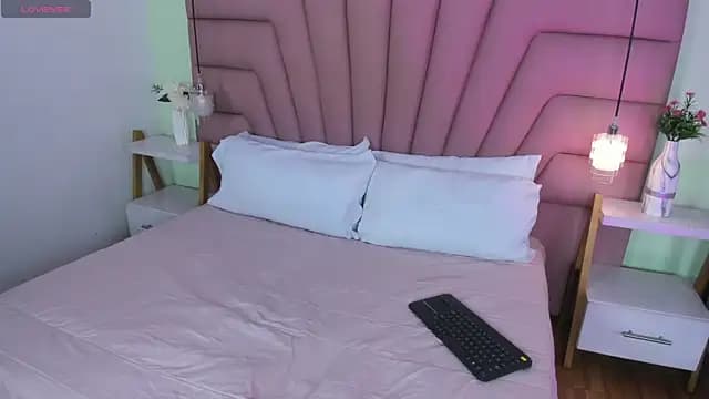 Kim_Luna1 live cam