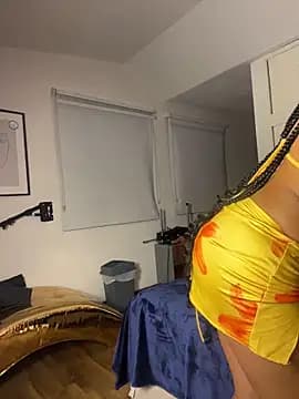NaughtyLatinaxxx live cam