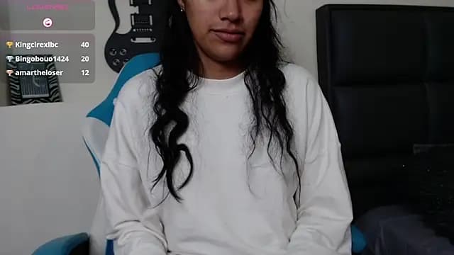 Julieta_Parker live cam