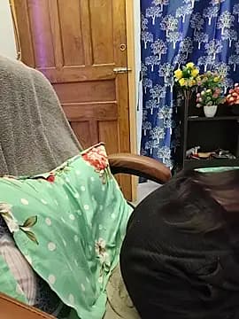 priya_26 live cam