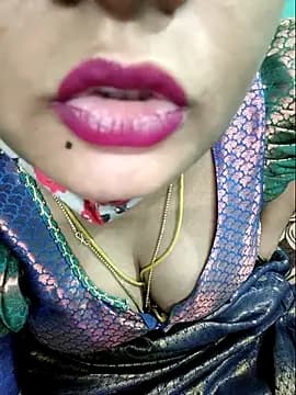 Ramya-hot-gueen live cam