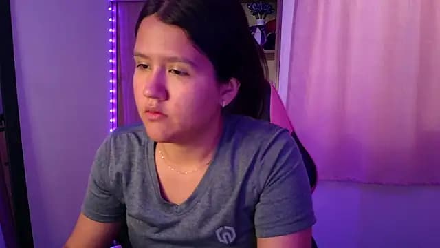 Oliviawatson1 live cam