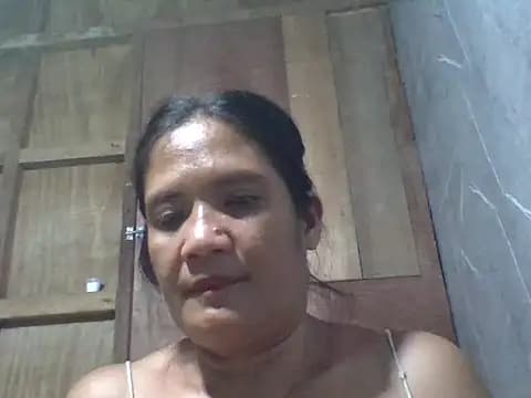 PinayZaira live cam