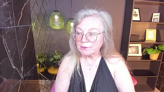 NataliMellow live cam