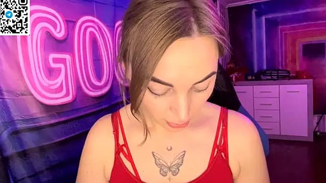 Vellora_ live cam