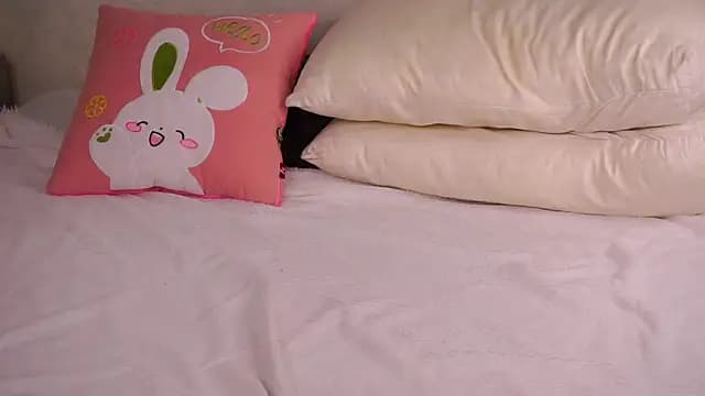 MelodyBaur live cam