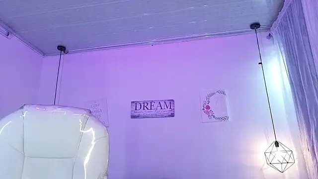 NinaSakura_Eup live cam