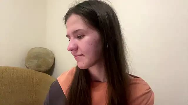 LauraBliss live cam