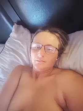 Queenle91 live cam
