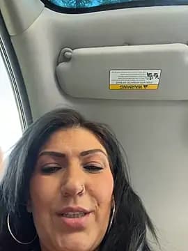 LittleMissEeve live cam