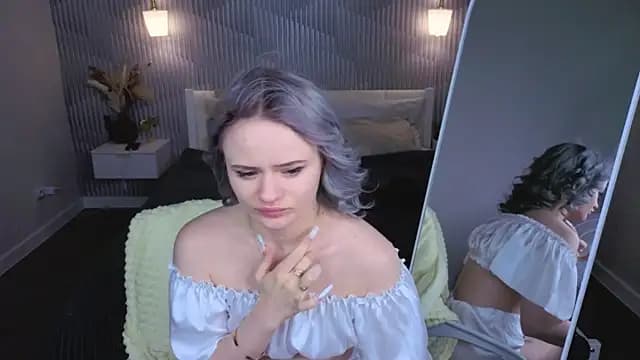 Tessa_Ashe live cam