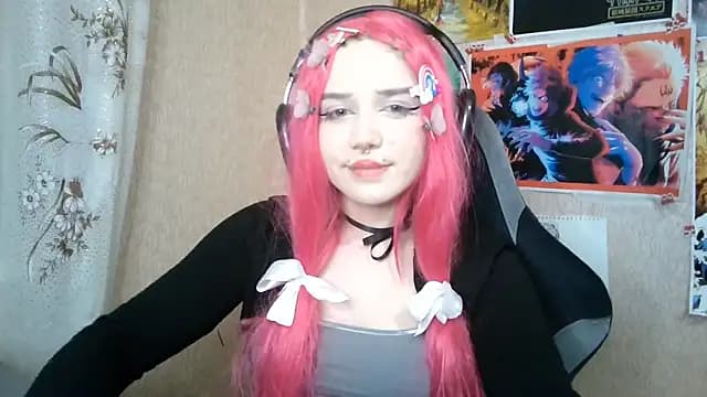 MilaTyan live cam