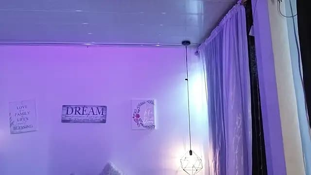 NinaSakura_Eup live cam